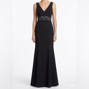 Adrianna Papell Women's Dress Size 12 Black Crepe Satin Bow Back Long Gown NWT